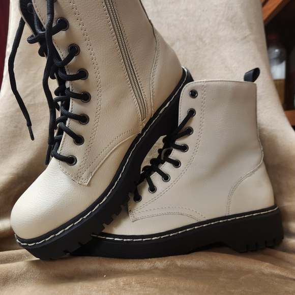 Booties - Picture 6 of 6